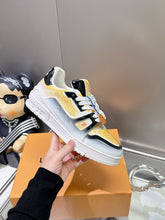 China Replica LV Women Shoes 164usd Only
